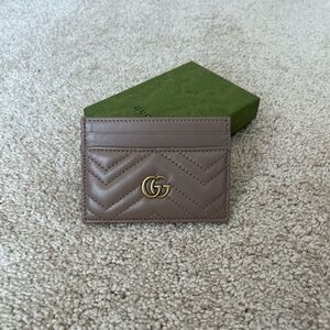 GUCCI GG Marmont Card Case